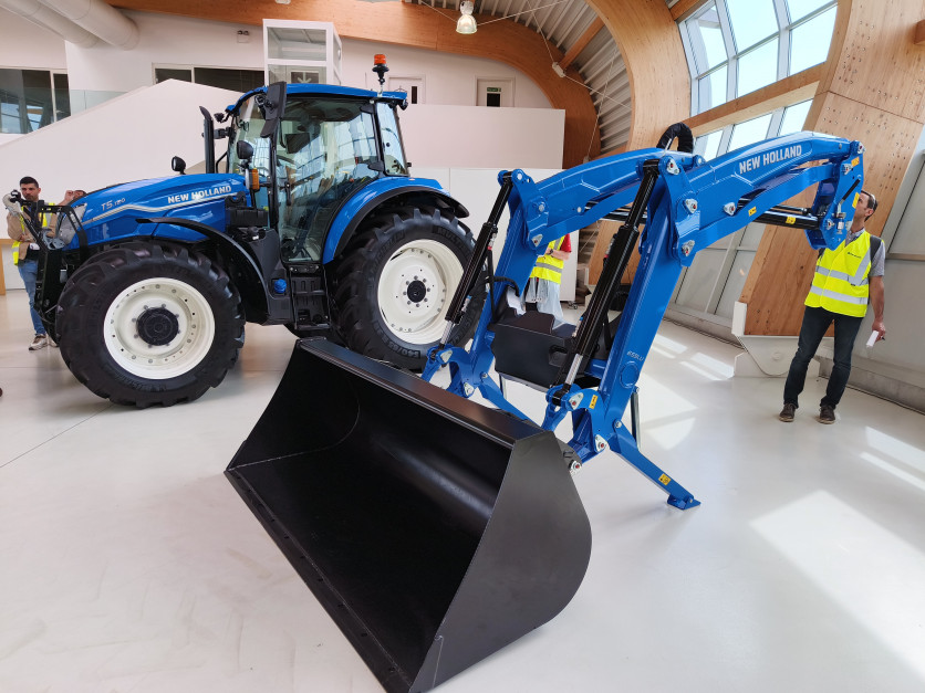 ciągnik t5 dual command new holland farmer