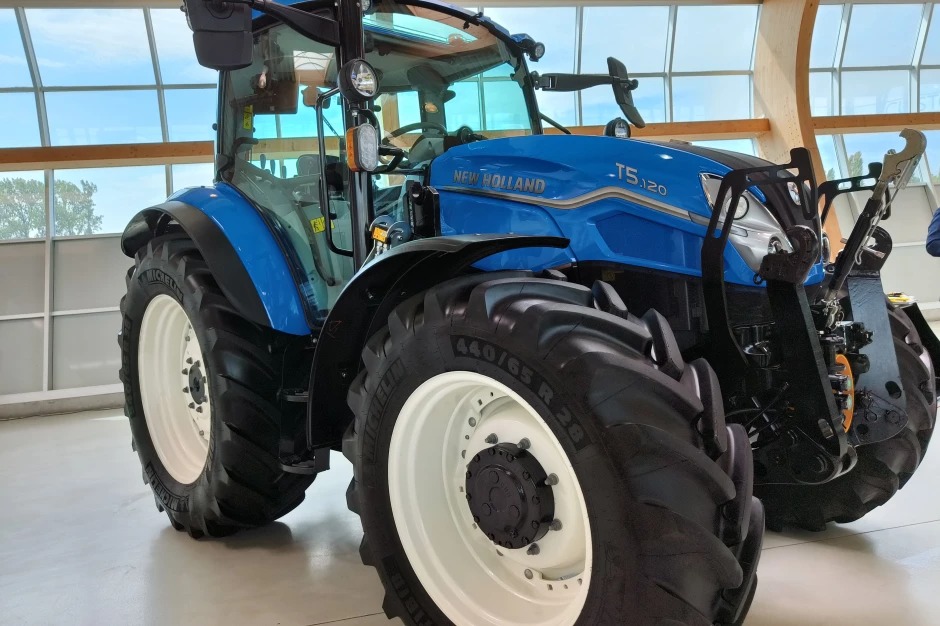 ciągnik t5 dual command new holland farmer